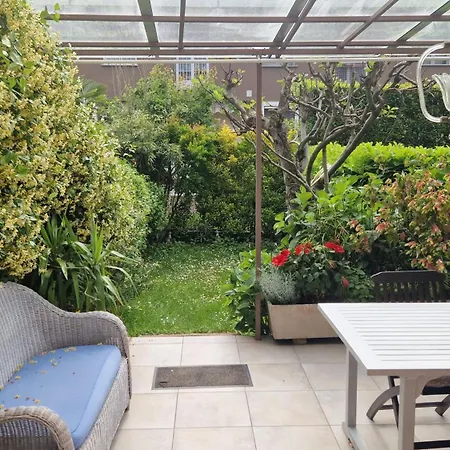 Stanza In Villa Con Giardino Milan Exterior photo