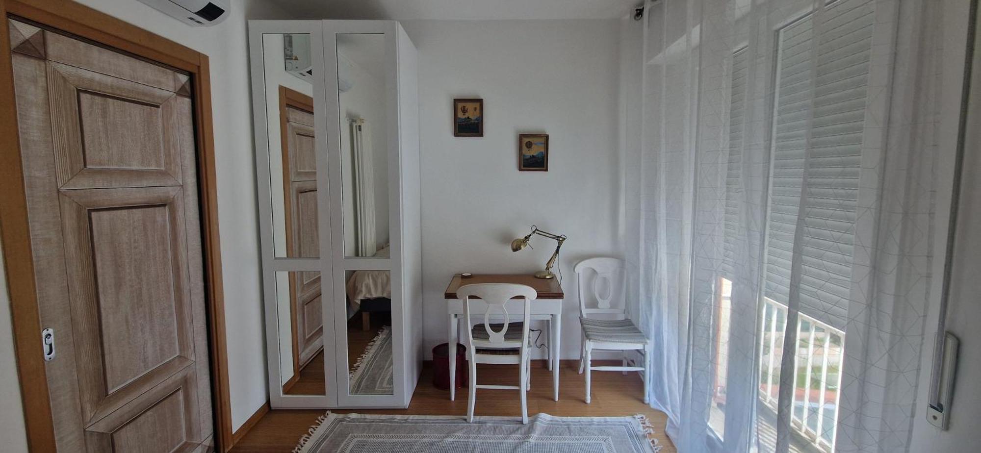 Stanza In Con Giardino Privatunterkunft *